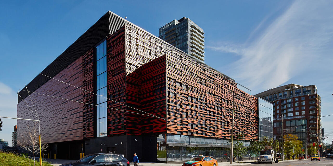 Equinix IBX Data Centre: TR2