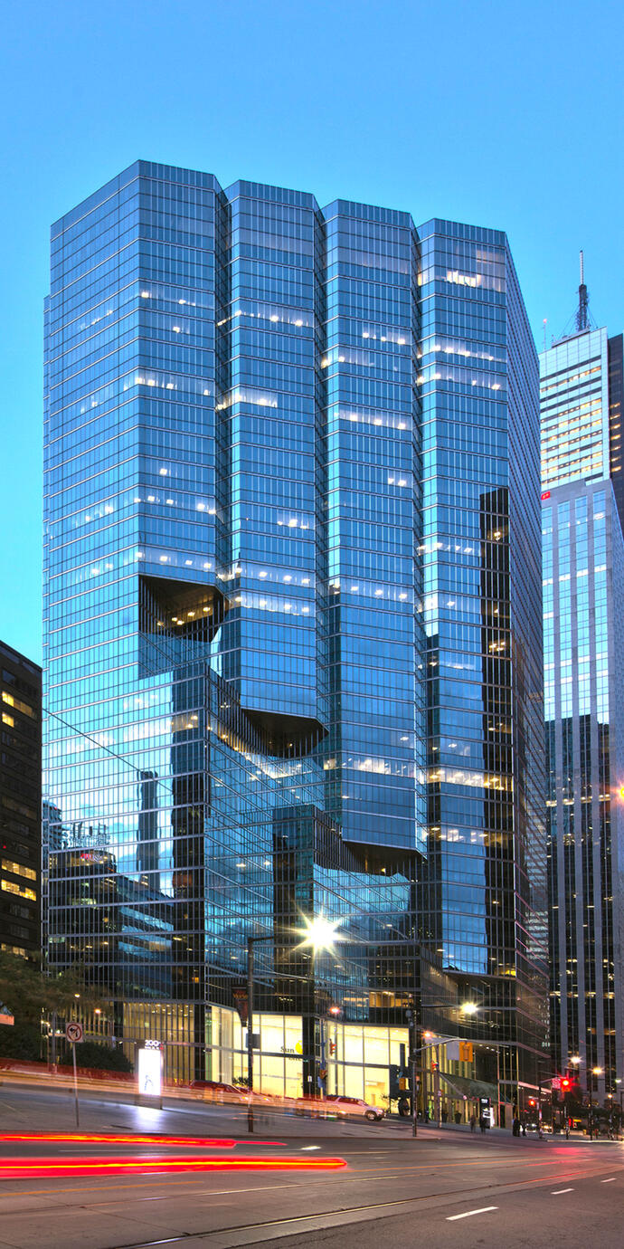 150KingWest_TallSize-01_2270x4540
