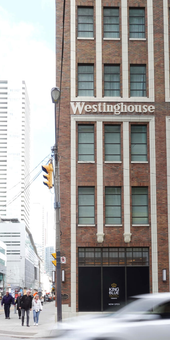 KingBlue_TallSize-01_2270x4540