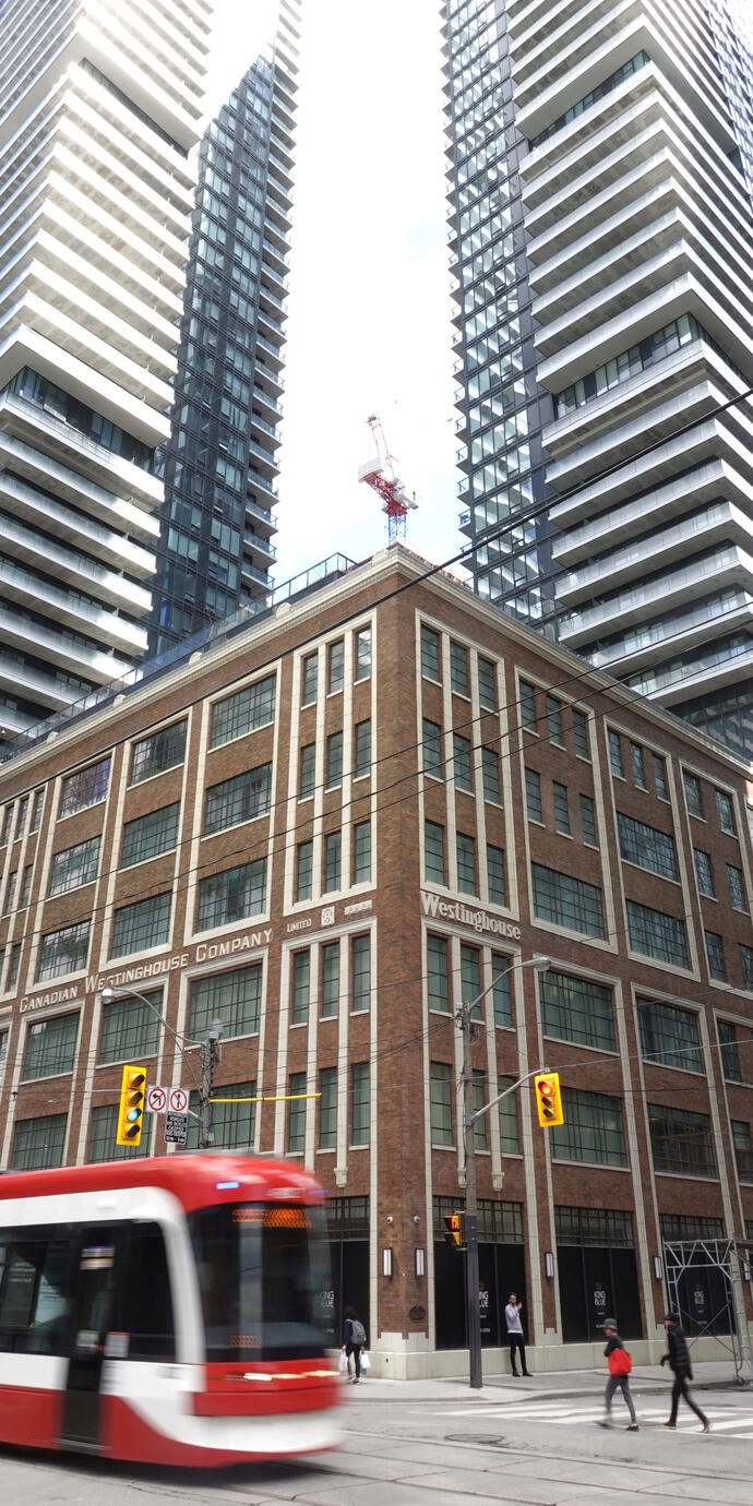 KingBlue_TallSize-02_2270x4540